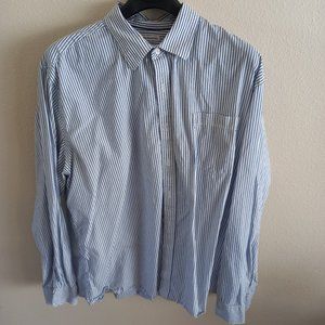 Wing collar striped shirt